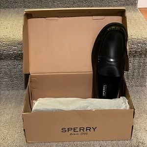 Kids dress Sperry’s